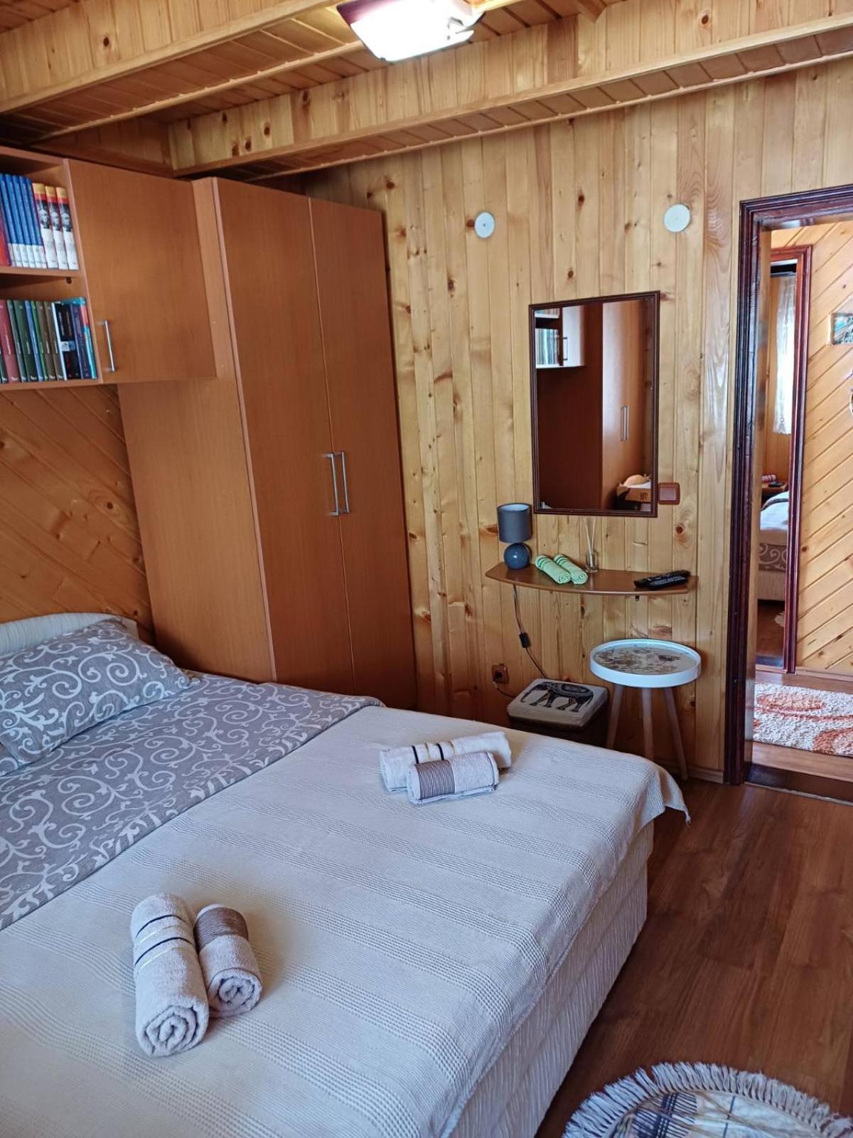 Vila Krismark Žabljak Esterno foto
